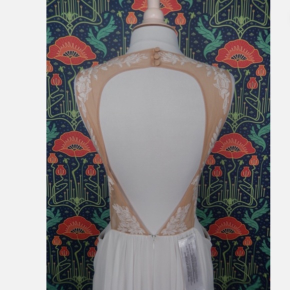 Bcbg Max Azria Gisela White Beige Embroidered Cut Out Waist Chiffon Gown Dress 8 - Picture 11 of 11